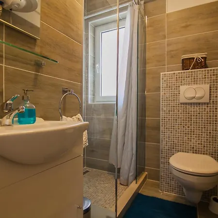 Helvetia Sunny Apartment