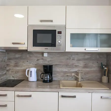 Helvetia Sunny Apartment Bol